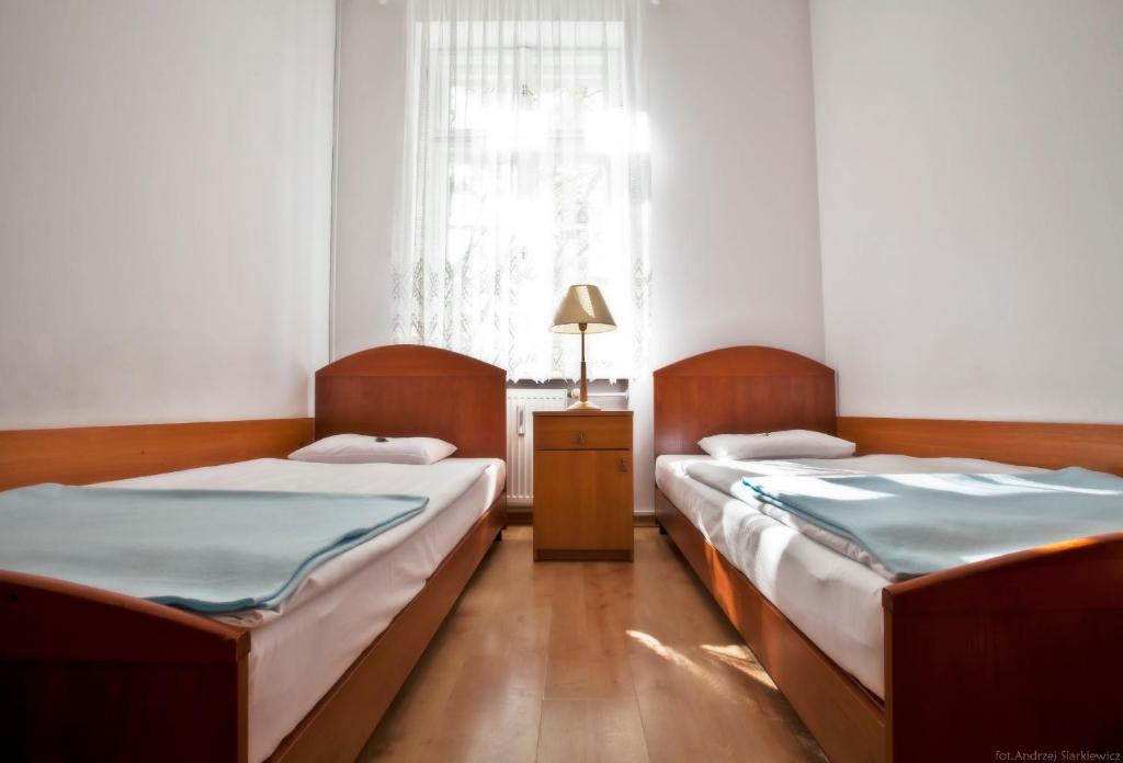Ds Cztery Pory Roku Hostel Gdańsk Kamer foto
